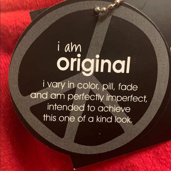 NWT An Original Red Happy Top w/Black Velvet Ties - Picture 7 of 8